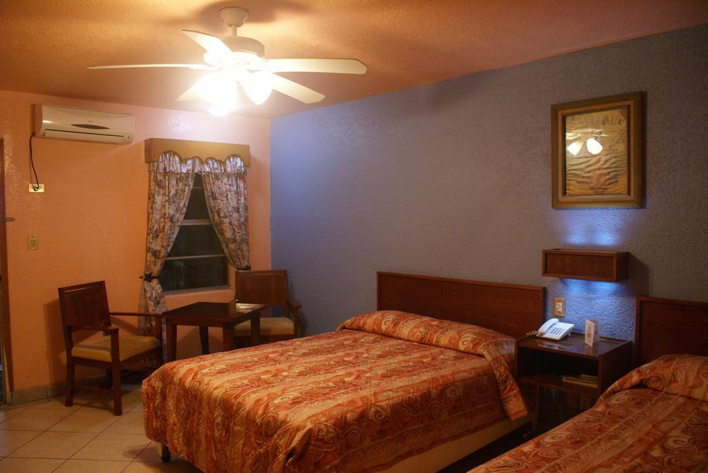 Hotel De Mexico Matamoros  Rom bilde
